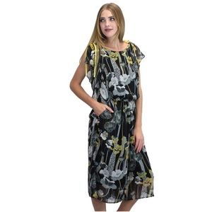 Relished Women's Floral Culotte Romper Jumpsuit Size Large